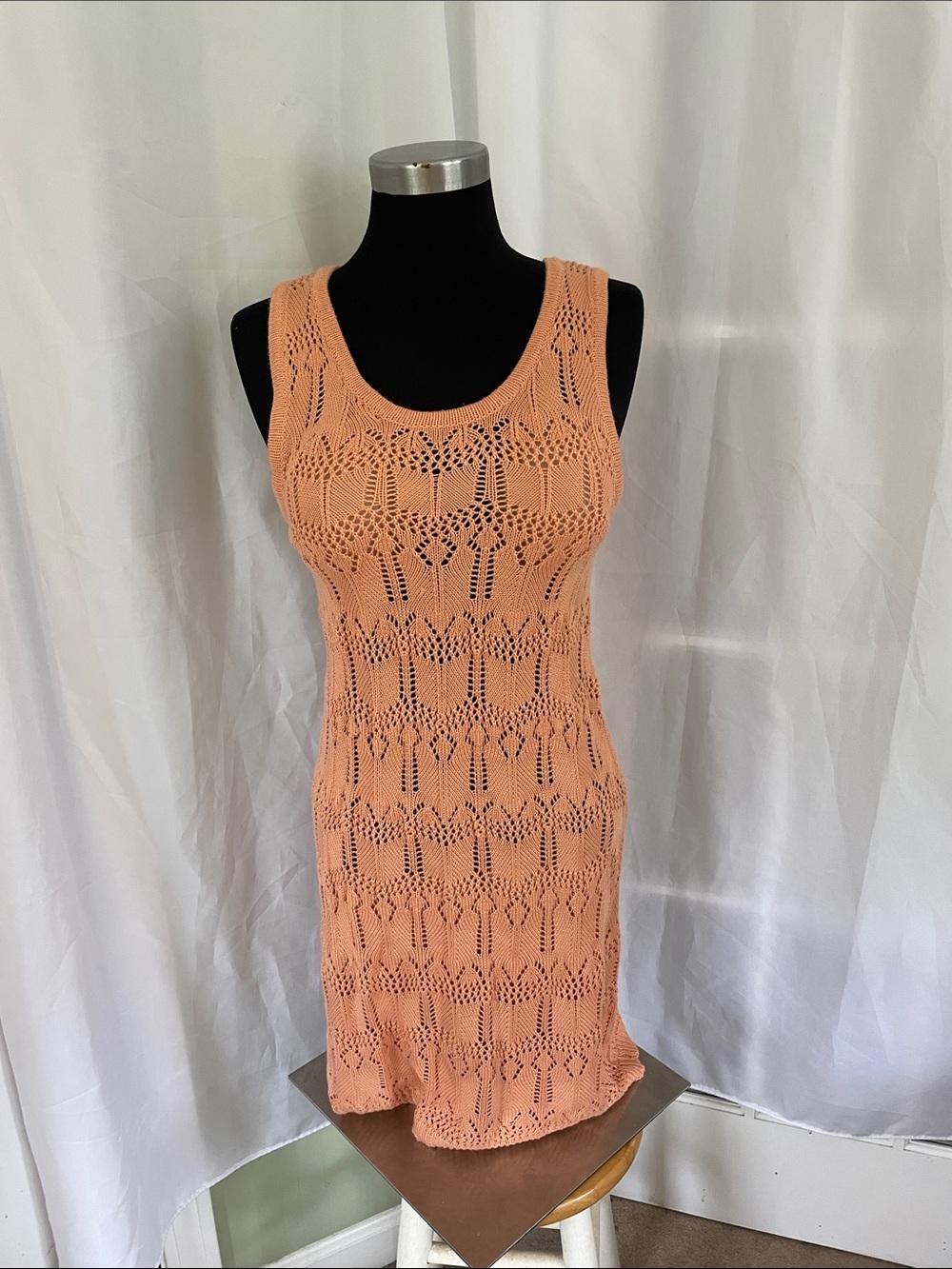 Sleeveless Crochet Cover-Up Dress in Peach Size Xl pit to pit 18, Length 35